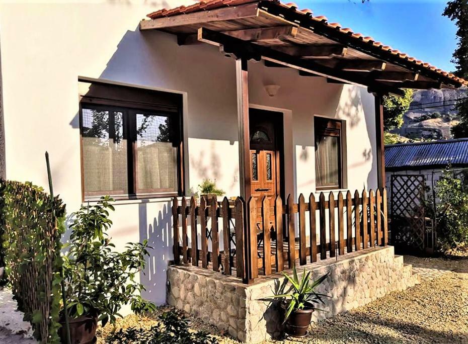 The Little Gem Under The Rocks Apartment Kastraki Exterior photo